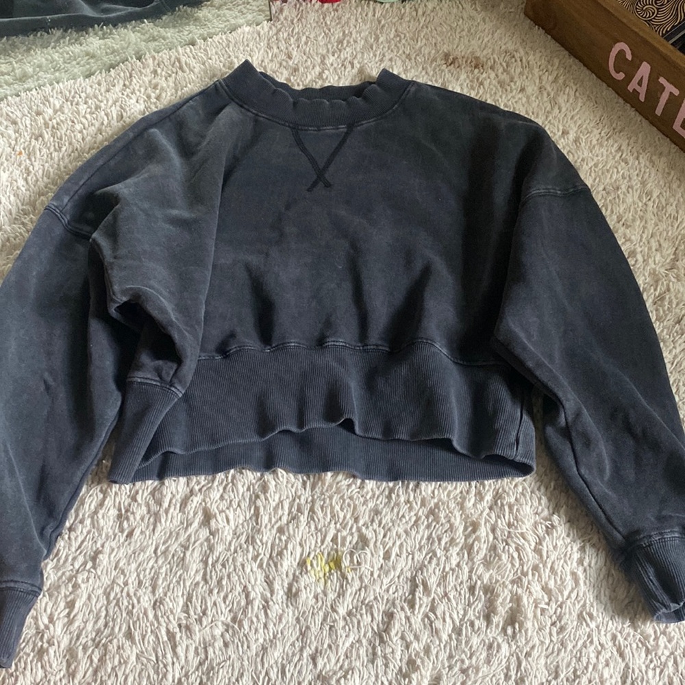Mono B Cropped Sweatshirt